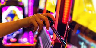 tg77